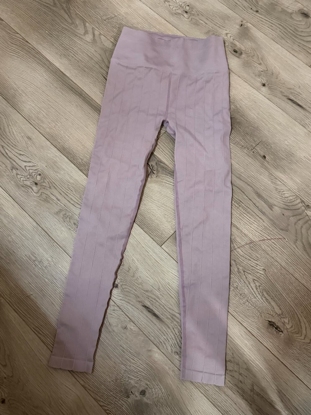 EUC Spirtiual Gangster leggings pink lavender sz XS yoga activewear